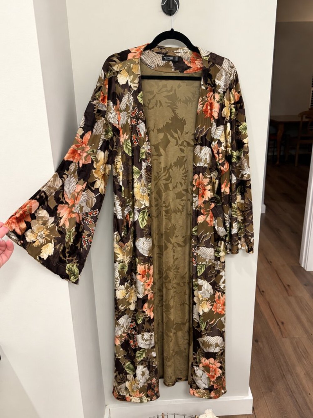 Nasty Gal Collection | Botanical Crushed Velvet Duster, Multi/Floral | M